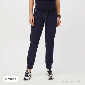 Figs maternity scrub joggers